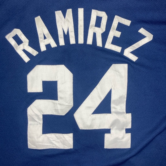 STARTER Other - Cleveland Indians Manny Ramirez Jersey

Size XL